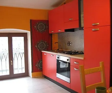 Alojamento de Acomodação e Pequeno-almoço Piazza Vittorio 3*